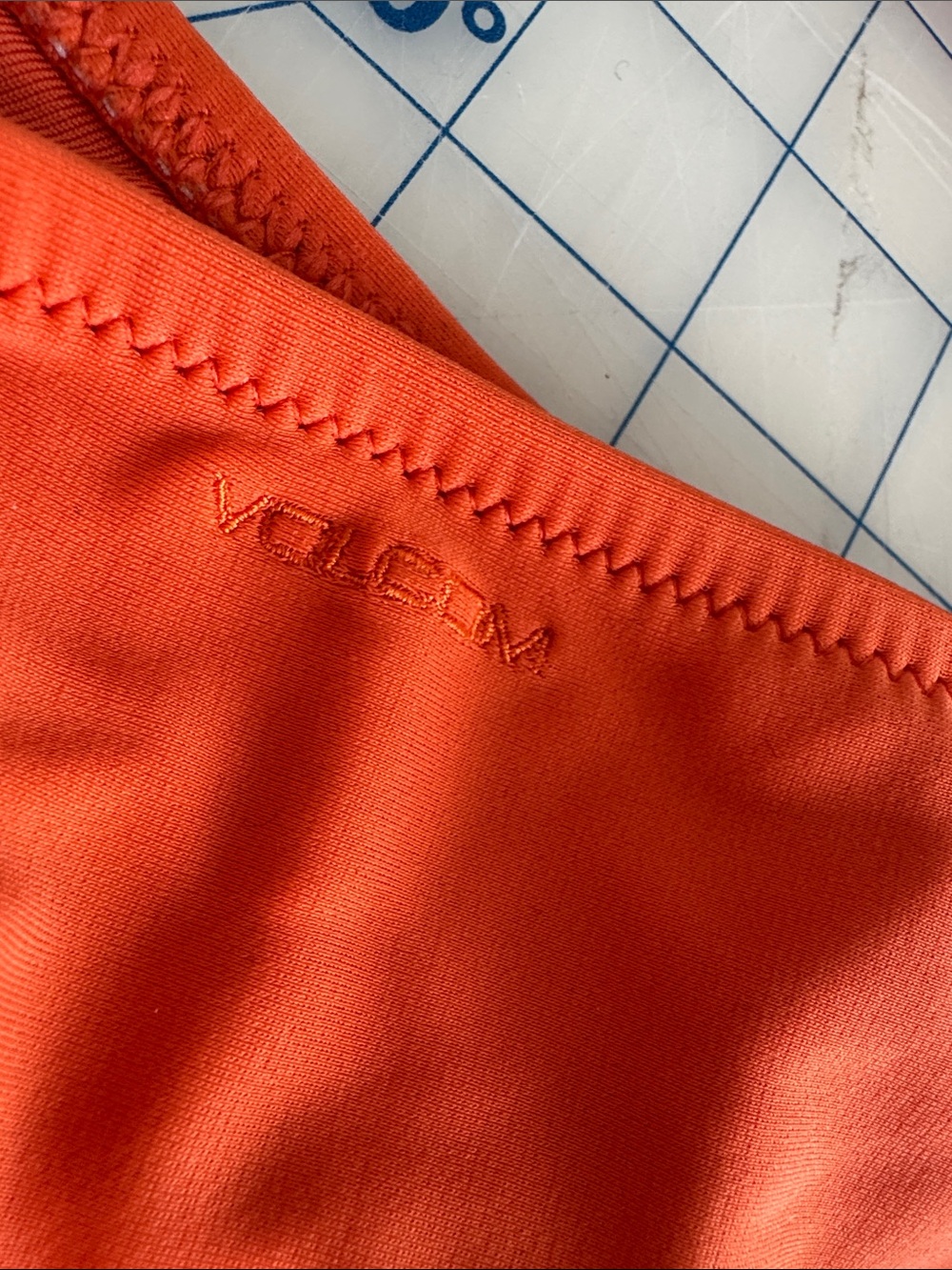 VOLCOM Orange Triangle String Bikini - Picture 3 of 4